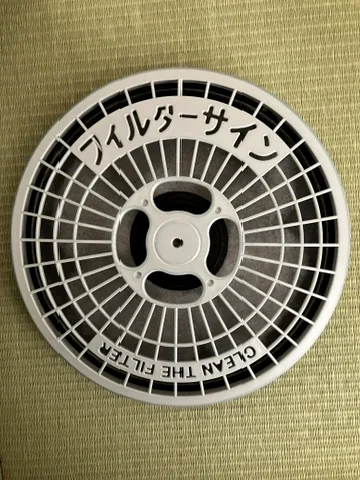 NH-D503から取り外したフィルターカバー
