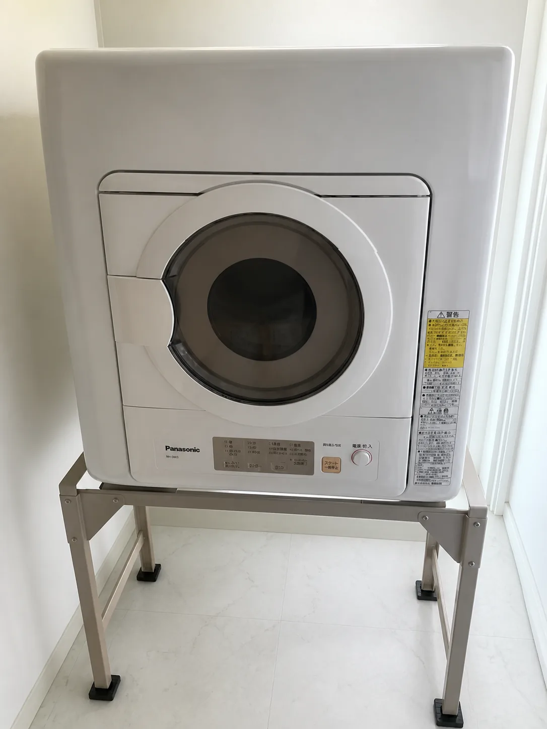 Panasonic NH-D603-WとN-31U台座の設置イメージ