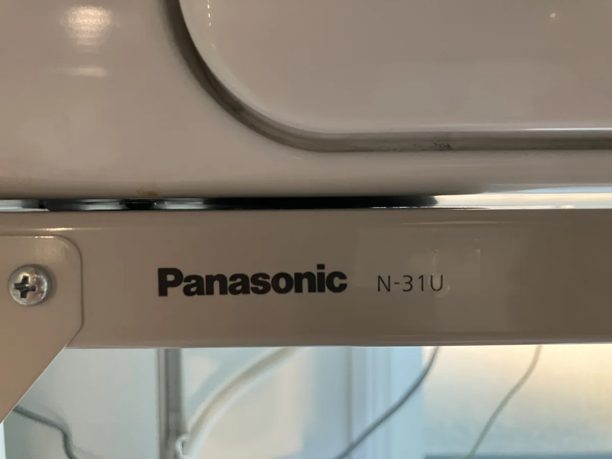 Panasonic N-31Uと確認できる台座の実物ラベル